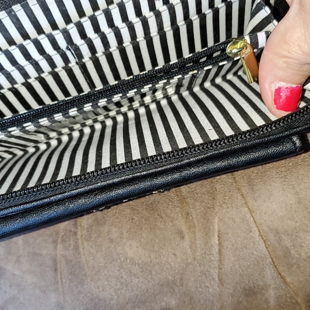Wallet - Picture 3 of 7